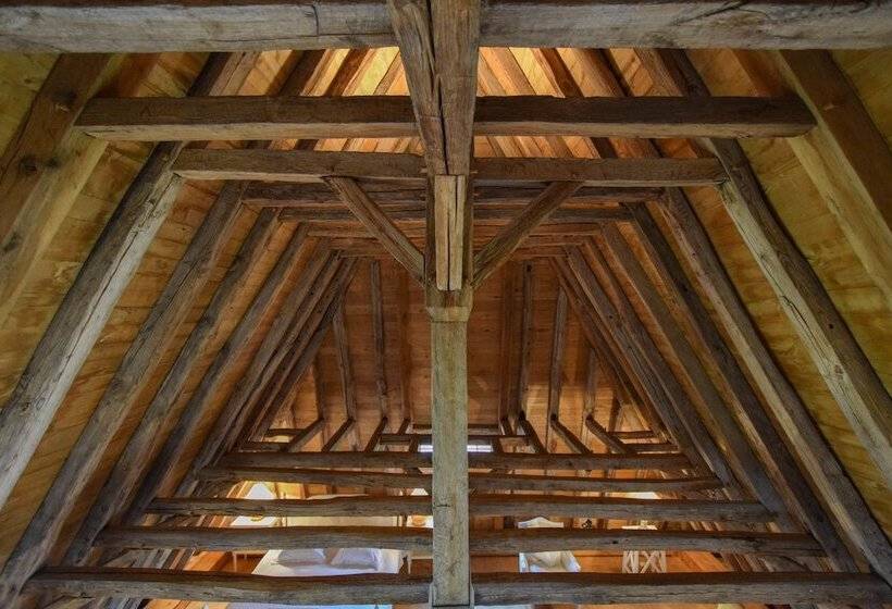 סוויטה, Domaine D'essendiéras