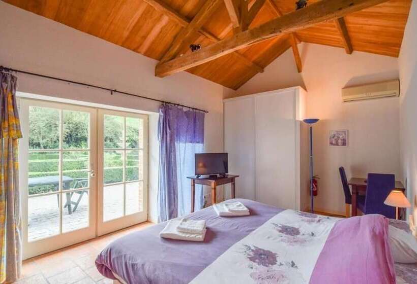 חדר סטודיו סטנדרד, Domaine D'essendiéras