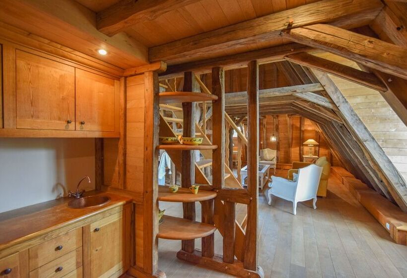 סוויטה, Domaine D'essendiéras