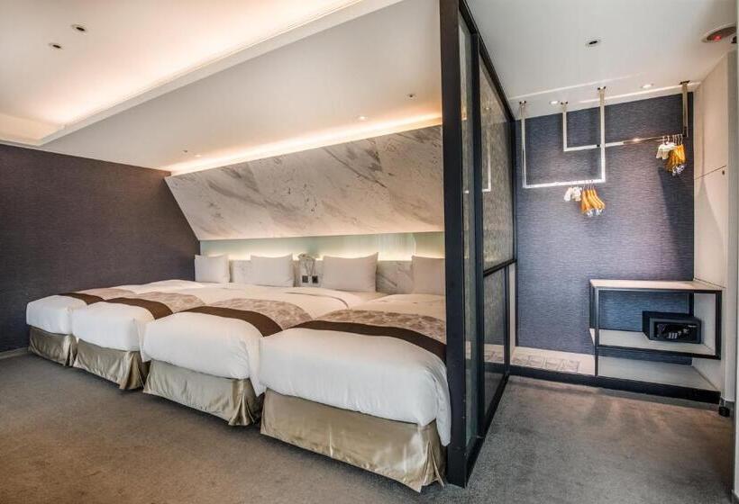 デラックスの4人部屋, Green World Songshan