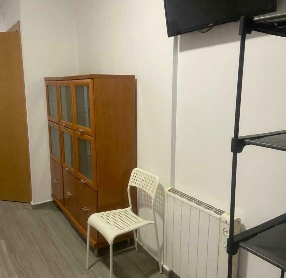 Семейный Номер, La Ferroviaria Pensión No Fumadores Sin Ascensor