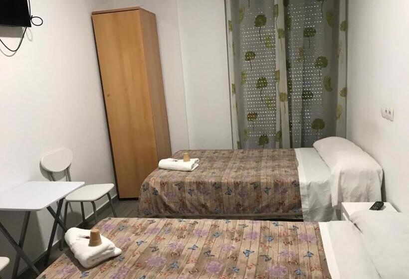 Номер Стандарт Совместная Ванная, La Ferroviaria Pensión No Fumadores Sin Ascensor