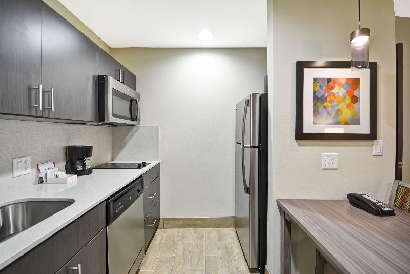 带大床的套房, Homewood Suites By Hilton Orlando Theme Parks