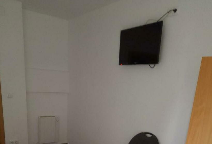 Номер Стандарт Совместная Ванная, La Ferroviaria Pensión No Fumadores Sin Ascensor