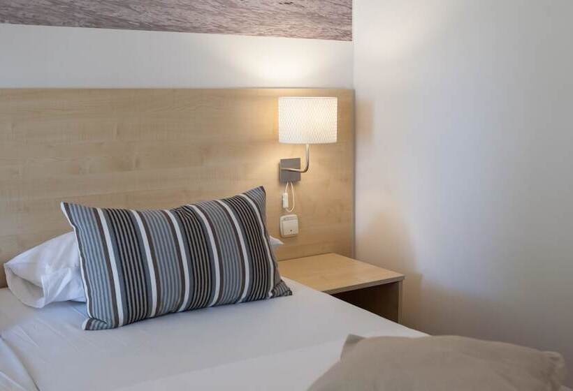 Classic room with balcony, Villas Arausana & Antonina