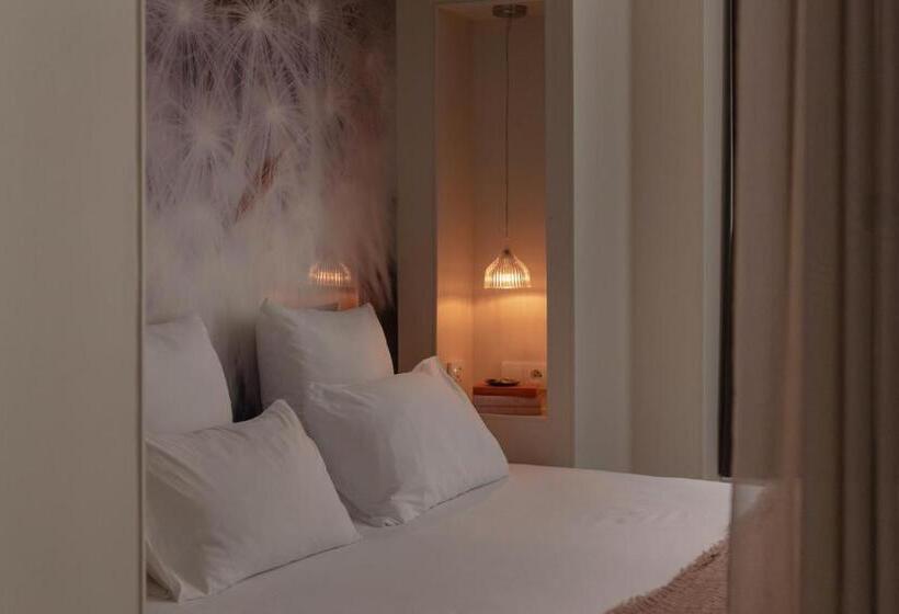 سوییت سوپریور, Mihotel Sala