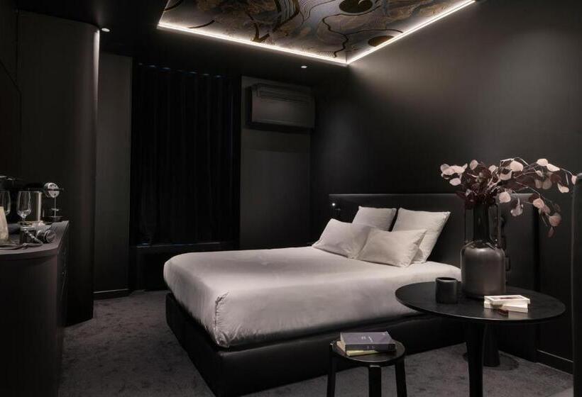 سوییت جونیور, Mihotel Sala