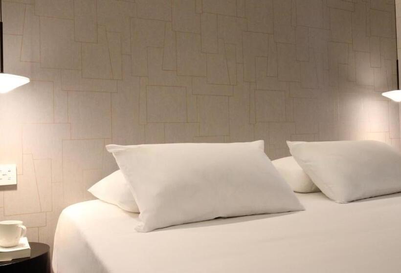 سوییت سوپریور, Mihotel Sala