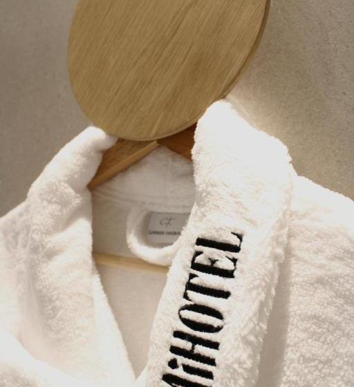 سوییت سوپریور, Mihotel Sala