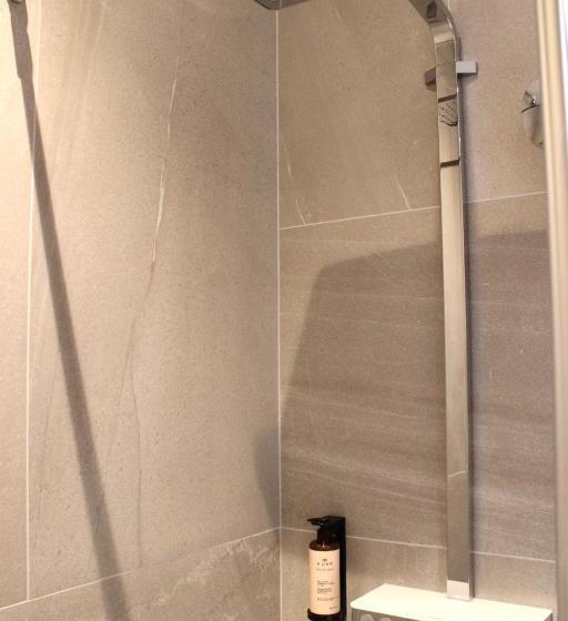 سوییت سوپریور, Mihotel Sala