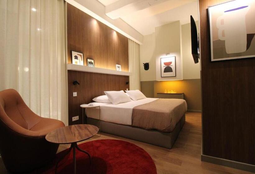سوییت اجرایی, Mihotel Sala
