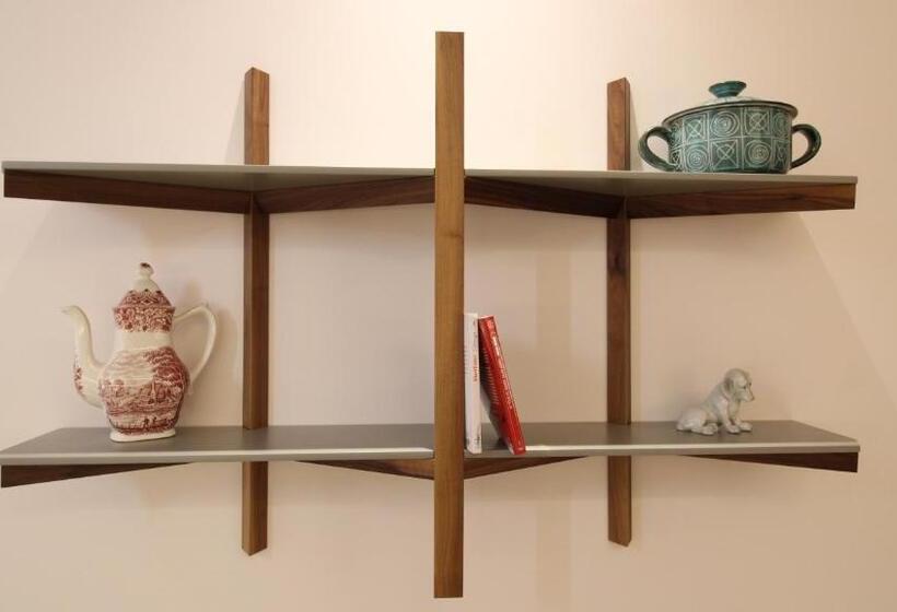 سوییت لوکس, Mihotel Sala