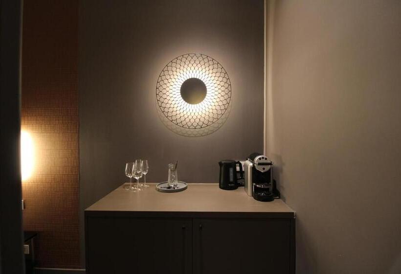 سوییت سوپریور, Mihotel Sala