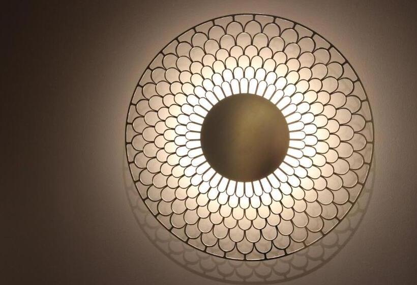 سوییت سوپریور, Mihotel Sala