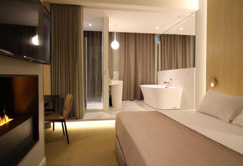 سوییت اجرایی, Mihotel Sala