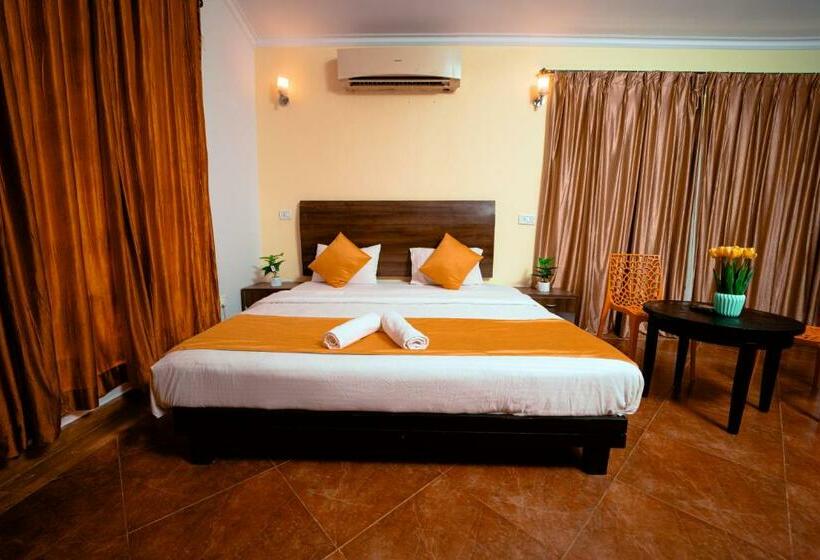 Вилла 3 Спальни, Atulyam Villa  Anjuna