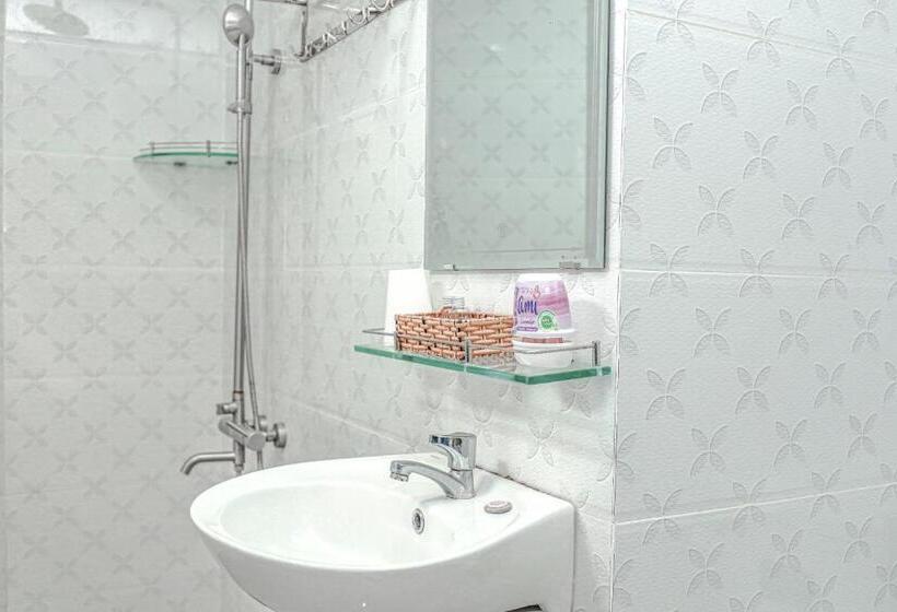 带阳台的三人标准间, Ciao Quy Nhơn