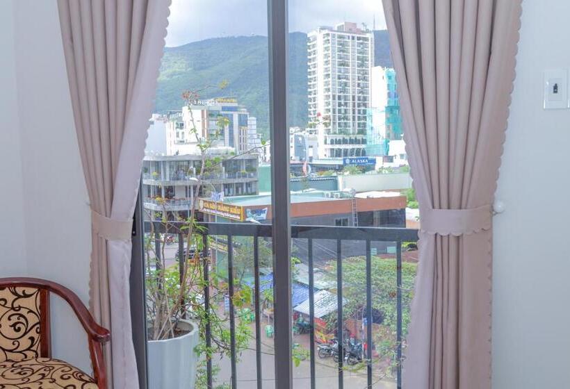 带阳台的三人标准间, Ciao Quy Nhơn