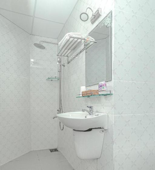 带阳台的三人标准间, Ciao Quy Nhơn