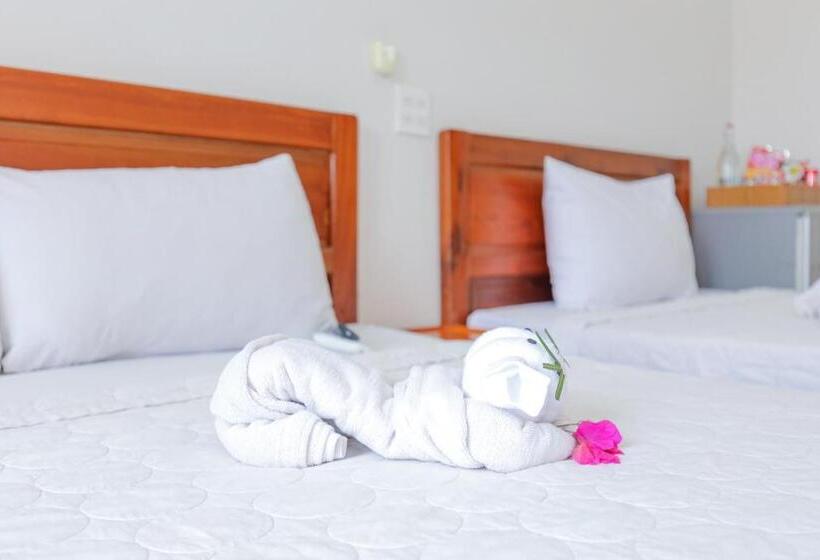 带阳台的三人标准间, Ciao Quy Nhơn