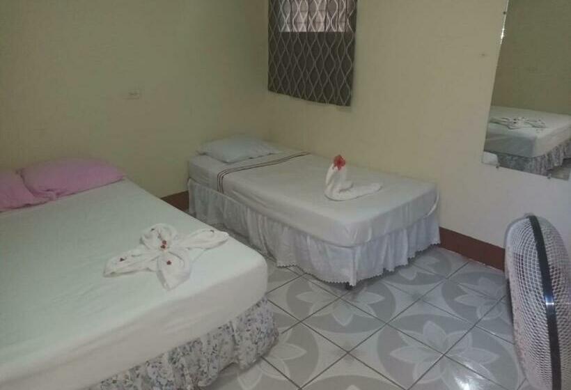 Номер Стандарт Трехместный, Hospedaje Y Restaurante La Cocina De Mami