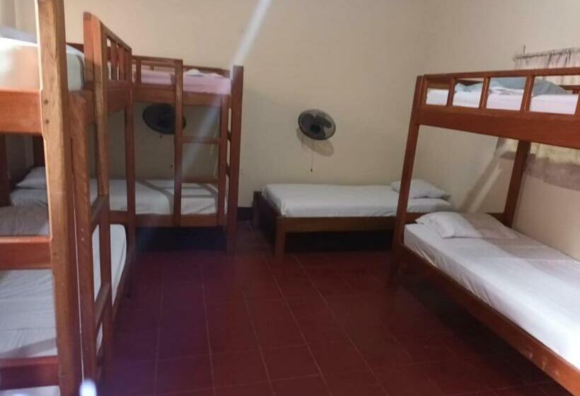 ルームシェアのワンベッド, Hospedaje Y Restaurante La Cocina De Mami