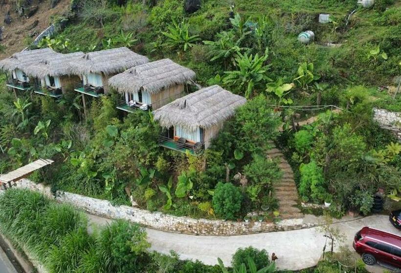 اتاق لوکس با بالکن, Mương Hoa Hillside Homestay