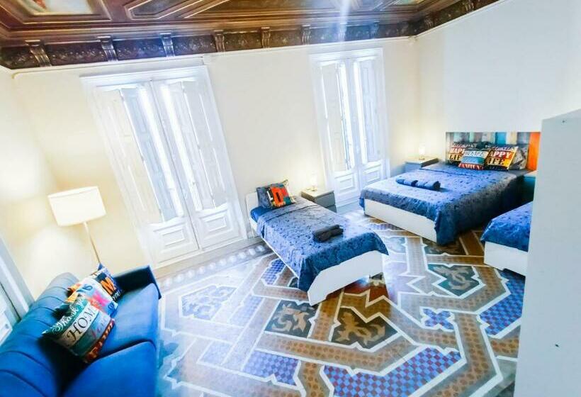 اتاق استاندارد چهارنفره با سرویس بهداشتی مشترک, Private Rooms By Plaza Catalunya