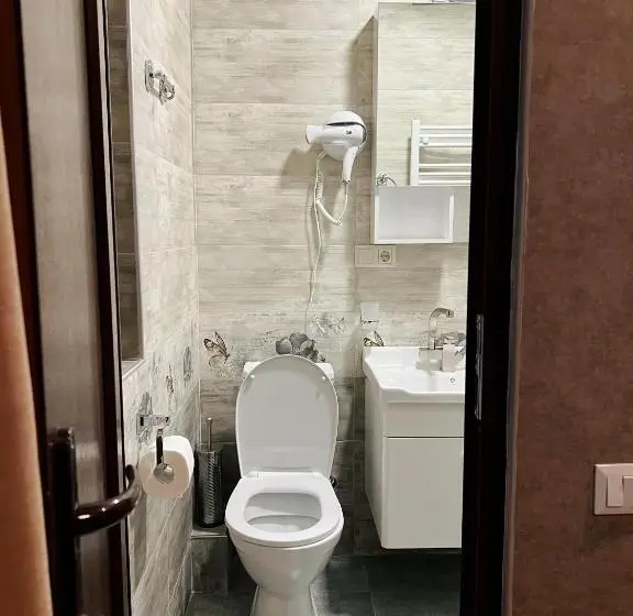 اتاق اکونومی یک تخته, Nordmann,racha
