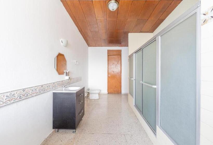 غرفة ديلوكس عائلية, Volcano Hostal Y Restaurante