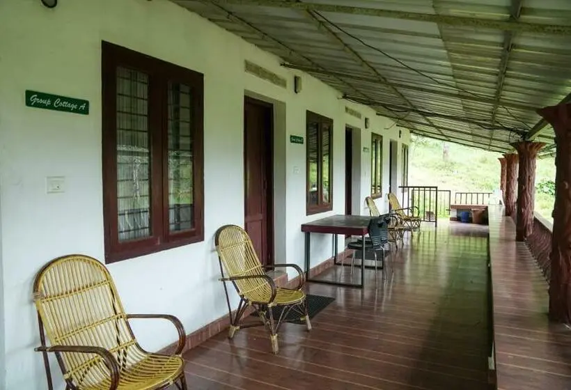 Perhehuone Puutarhanäkymä, Punarjani Ayurvedic Resorts