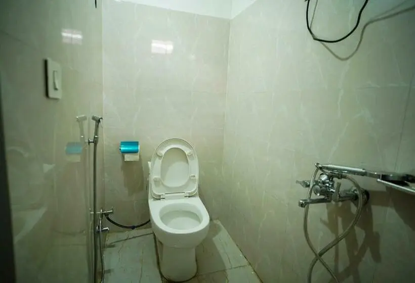 اتاق لوکس با تخت بزرگ, Hill Queen Near Sherpa Gumba Darjeeling Mall 5 Min Couple Friendly