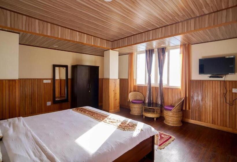 سوئیت جونیور با چشم‌انداز کوهستان, Hill Queen Near Sherpa Gumba Darjeeling Mall 5 Min Couple Friendly