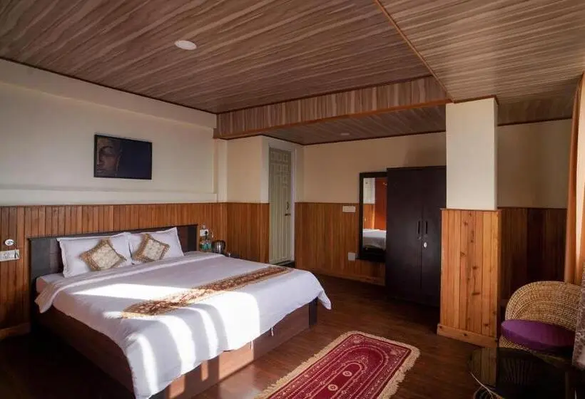 اتاق لوکس با تخت بزرگ, Hill Queen Near Sherpa Gumba Darjeeling Mall 5 Min Couple Friendly