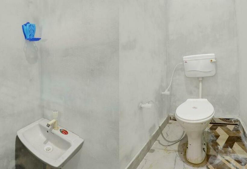 三人经典房间, Oyo City