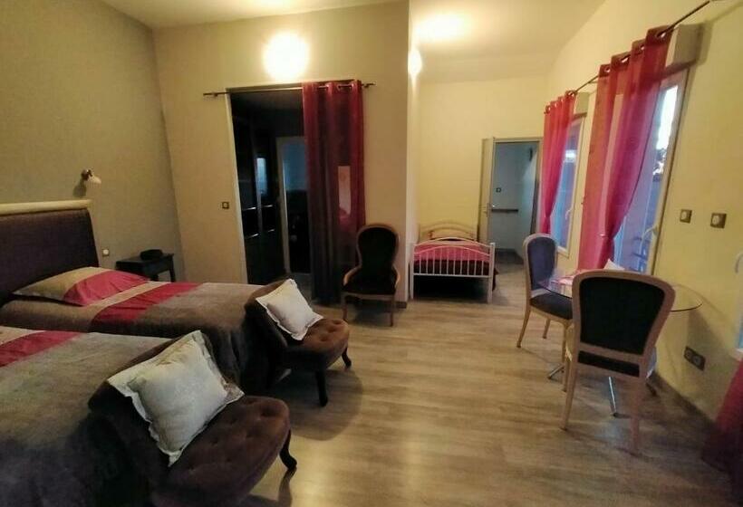 标准三人间, Chambre D'hôtes Du Bois Joli