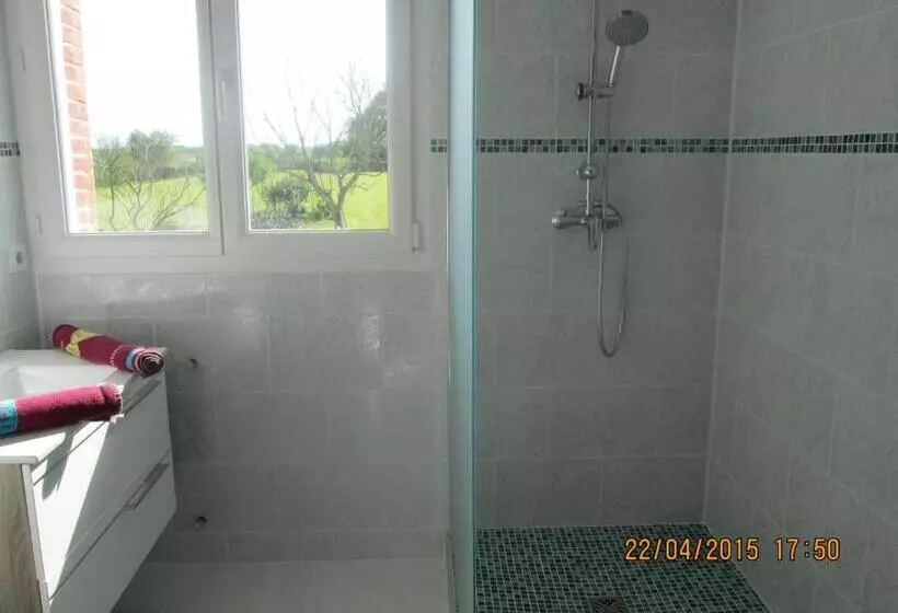 スタンダードルーム, Chambre D'hôtes Du Bois Joli