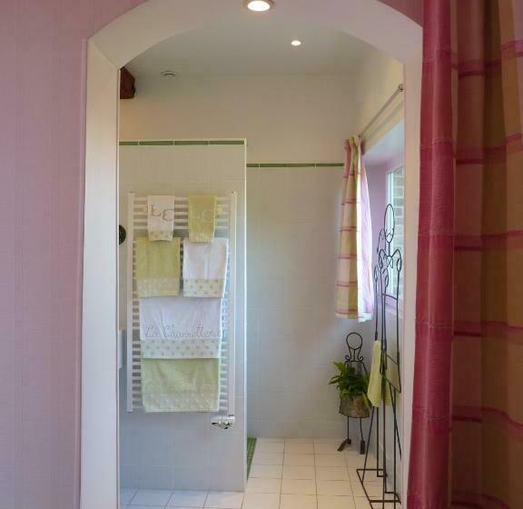 Номер Стандарт, La Charretterie