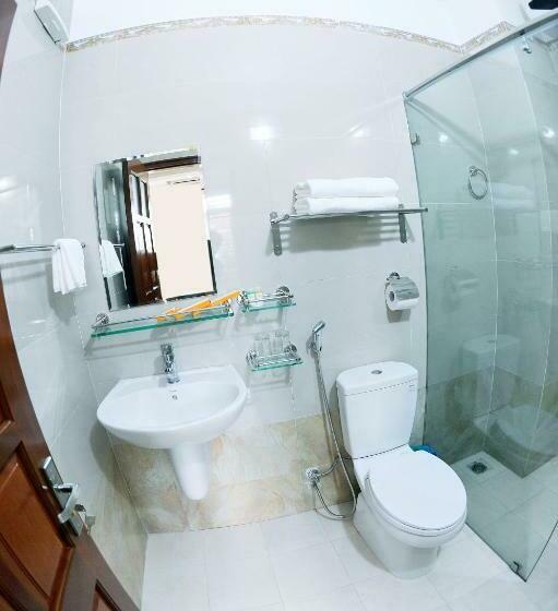 اتاق اکونومی, Binh Minh