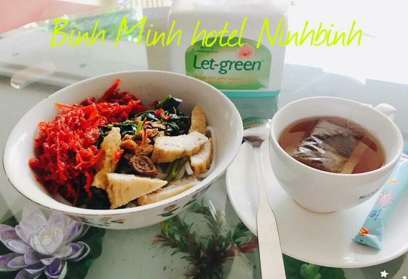 اتاق اکونومی, Binh Minh