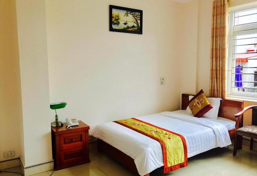 اتاق ساده سه نفره, Binh Minh