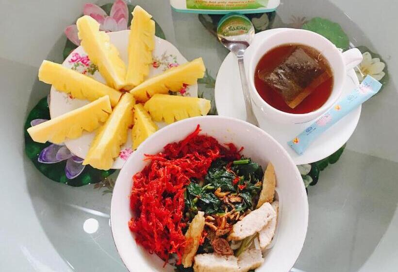 اتاق ساده سه‌ نفره, Binh Minh