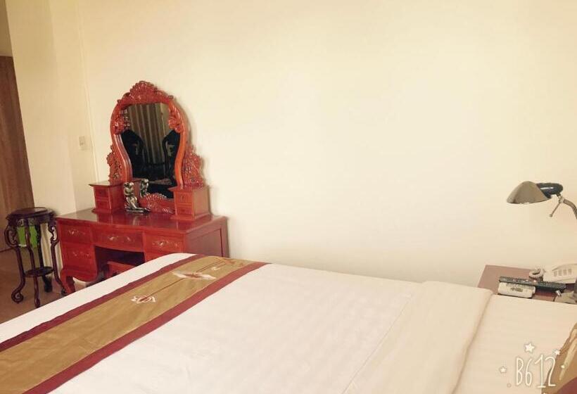 سوئیت با بالکن, Binh Minh