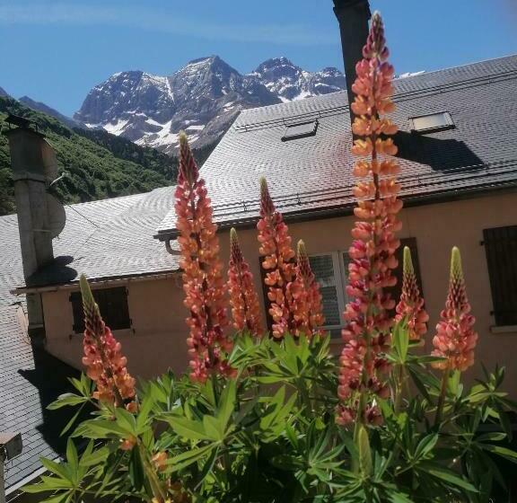 Номер Стандарт, Chambres D'hôtes L'astazou