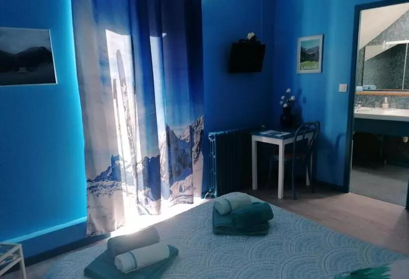 スタンダードルーム, Chambres D'hôtes L'astazou