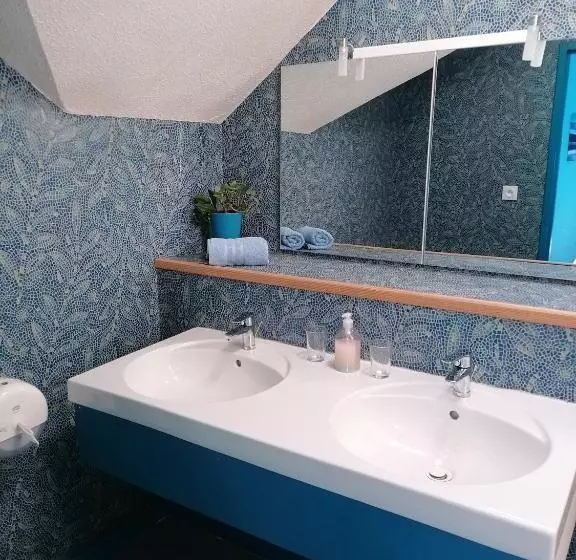 スタンダードルーム, Chambres D'hôtes L'astazou