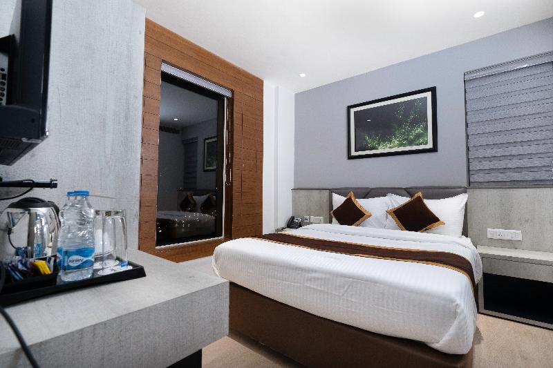 اتاق سوپریور سه تخته, Glenwood City Resort