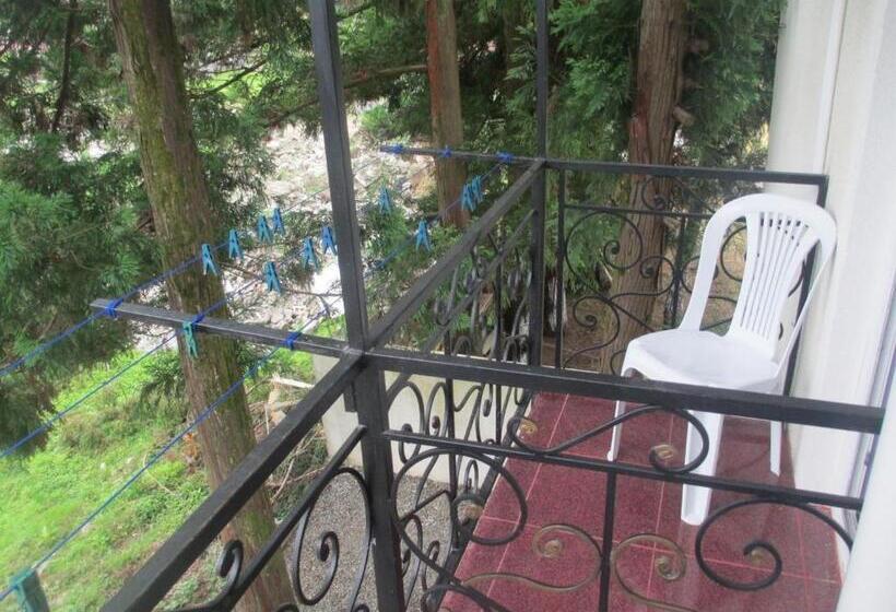 اتاق کلاسیک چهارنفره, Imeri