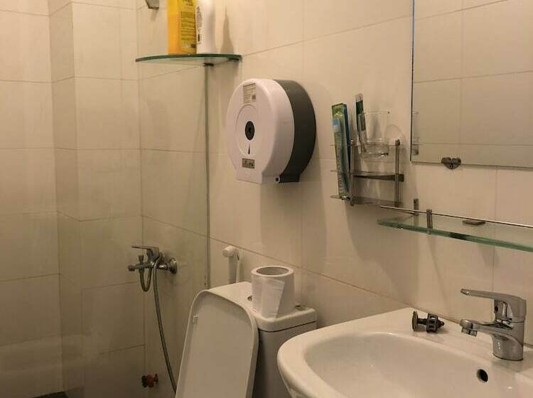 اتاق دلوکس با چشم‌انداز پارک, Istay Inn Saigon