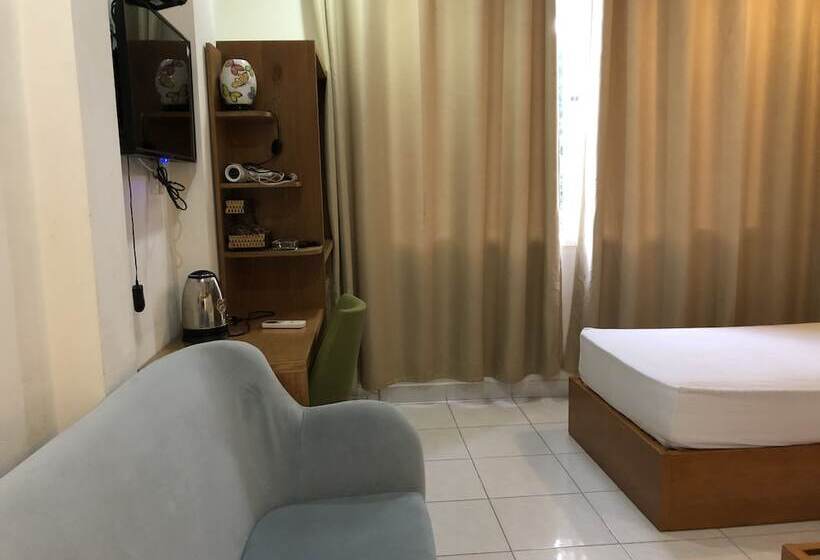 اتاق استاندارد سه نفره, Istay Inn Saigon